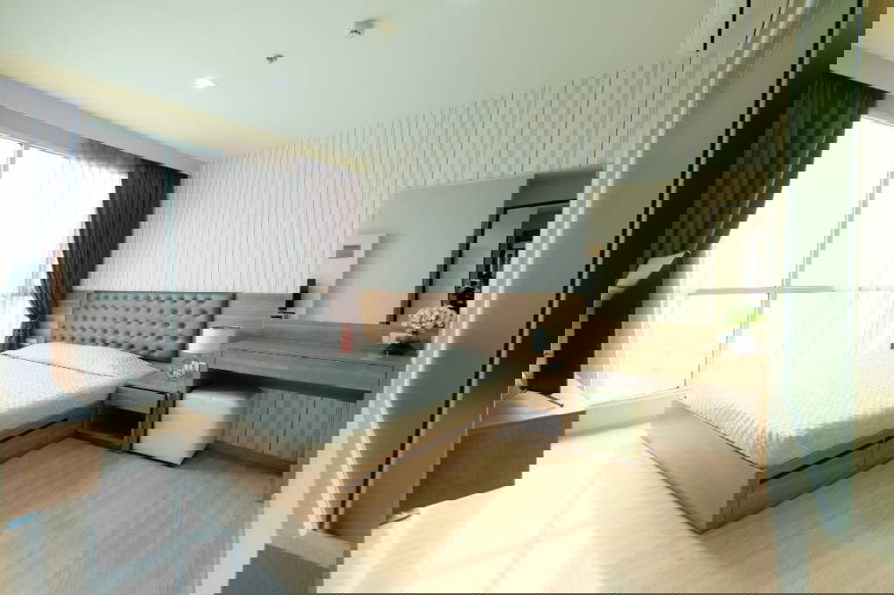 รูป 📢 [ให้เช่า] ✨ HIGH FLOOR & RARE VIEW! ✨ ริทึ่ม สาทร, 67 ตร.ม. 2 ห้องนอน ชั้นสูง 43 วิวสวยสะดุดตา  - รูปที่ 1/9