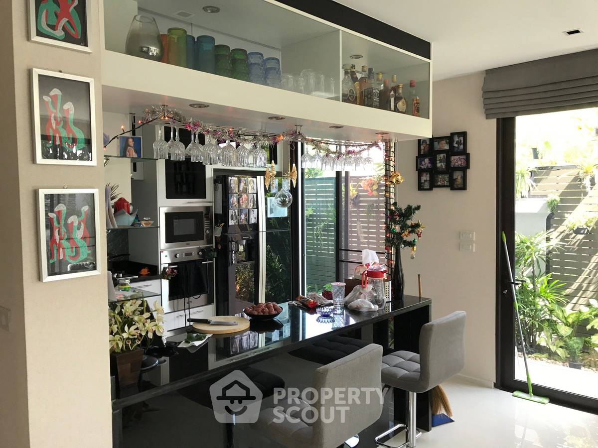 picture 3-BR House in Dokmai (ID 1936505) - 14/18