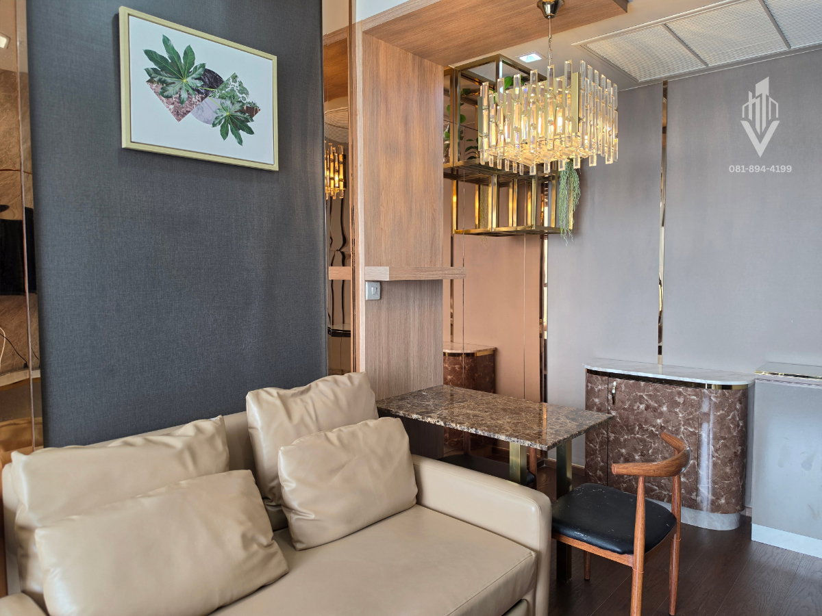 รูป ใช้ชีวิตระดับ Rare Item... 0 เมตรจาก BTS อนุสาวรีย์ชัยฯ! 🏙️✨ - รูปที่ 3/15