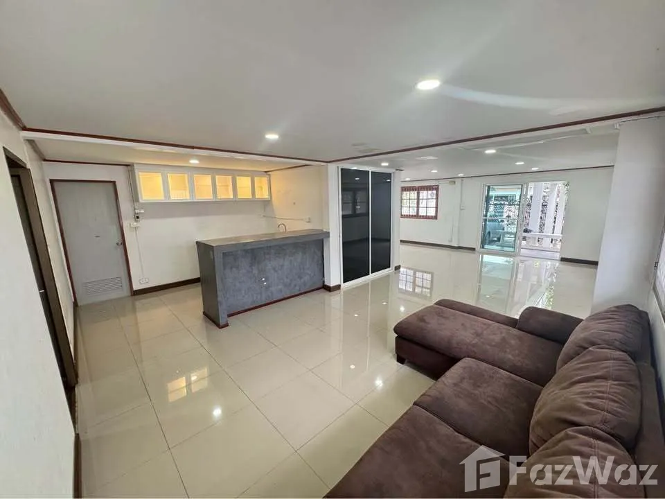 รูป ขาย บ้านเดี่ยว 5 ห้องนอน ใน สวนหลวง, กรุงเทพมหานคร 6154828 - รูปที่ 4/18