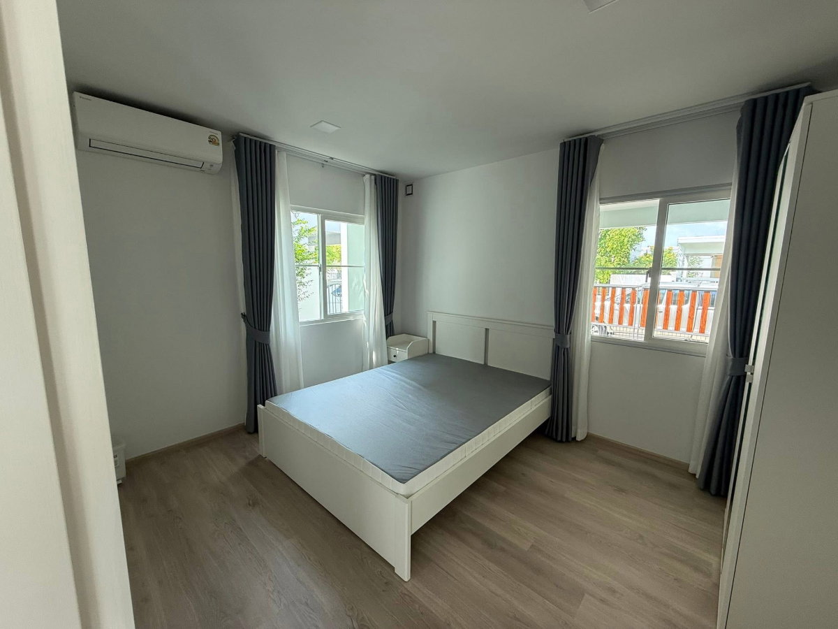 รูป บ้านเดี่ยวให้เช่า ✨ Villaggio 2 Srinakarin-Bangna ✨ 3 ห้องนอน 3 ห้องน้ำ เฟอร์นิเจอร์ และ เครื่องใช้ไฟฟ้าครบ - รูปที่ 11/12