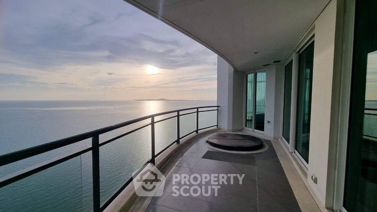 รูป คอนโด 3-ห้องนอน ที่ รีเฟล็คชั่น จอมเทียน บีช พัทยา ใกล้ เมืองพัทยา (ID 1177384) - รูปที่ 11/11