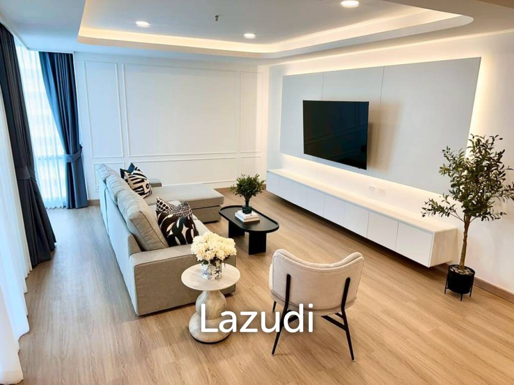 picture 146 sqm 3-Bed Condo at Grand Langsuan, Lumpini Bangkok - 1/12