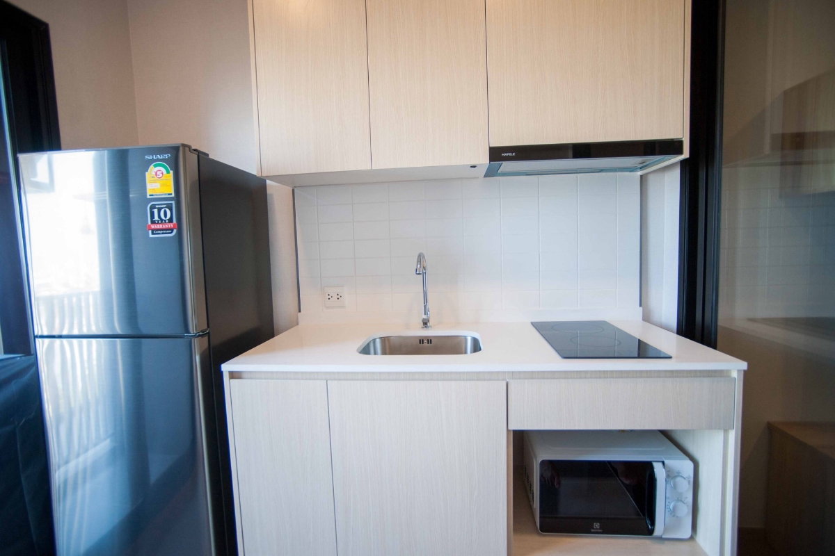 รูป 🔥 ถูกสุดในโครงการ รีบจองก่อนหลุด 🔥 ให้เช่า Metris พระราม 9 - รามคำแหง ห้องสวยมาก เฟอร์ครบจัดเต็ม + เครื่องซักผ้า พร้อมอยู่ทันที ✨ - รูปที่ 5/6