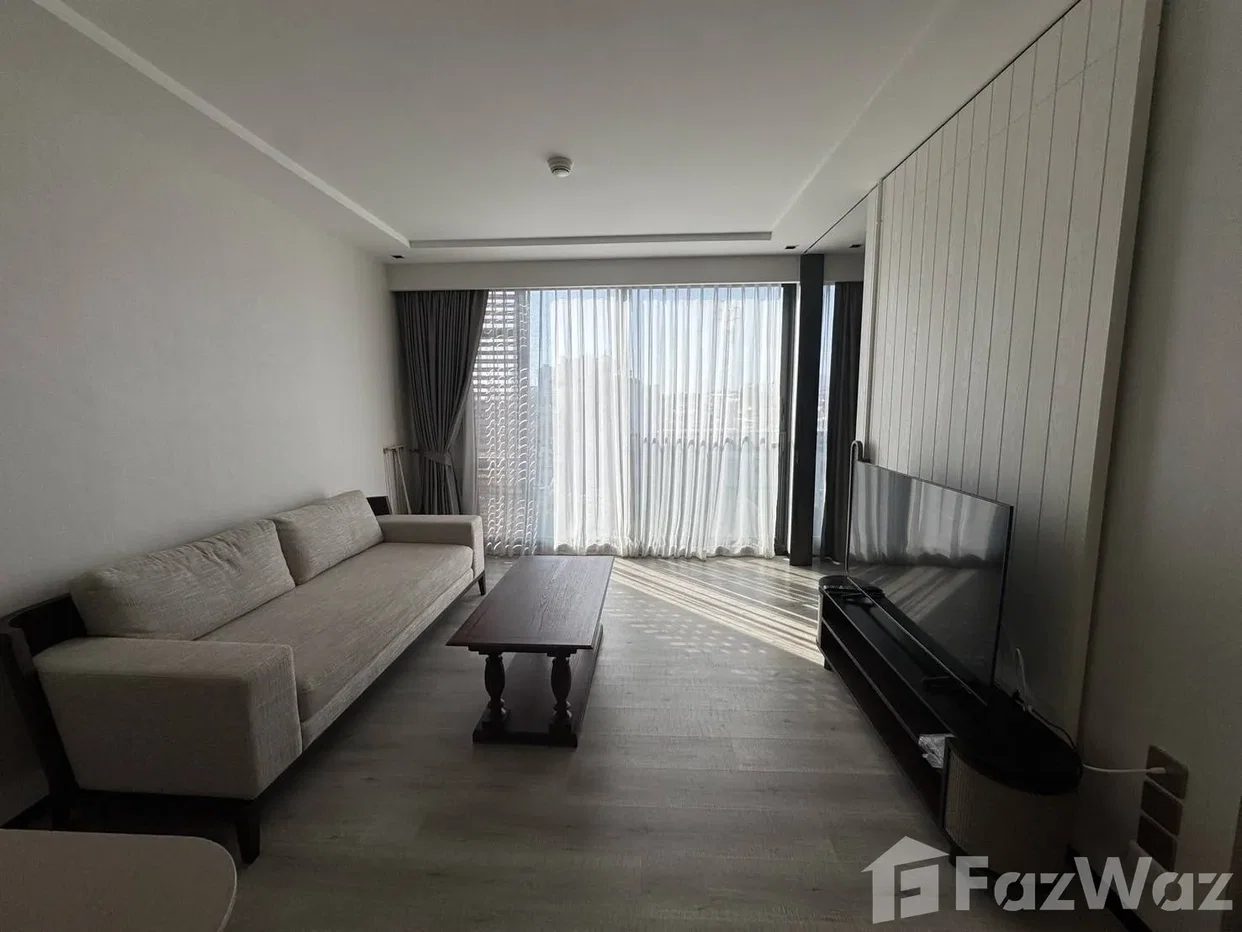 picture 1-Bedroom Condo for Sale at InterContinental Residences 6153837 - 2/6
