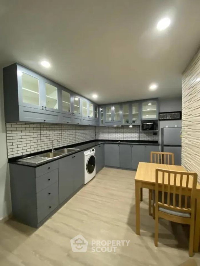 รูป คอนโด 2-ห้องนอน ที่ สาริน เพลส คอนโดมิเนียม ใกล้ BTS รัชโยธิน (ID 2593027) - รูปที่ 4/8