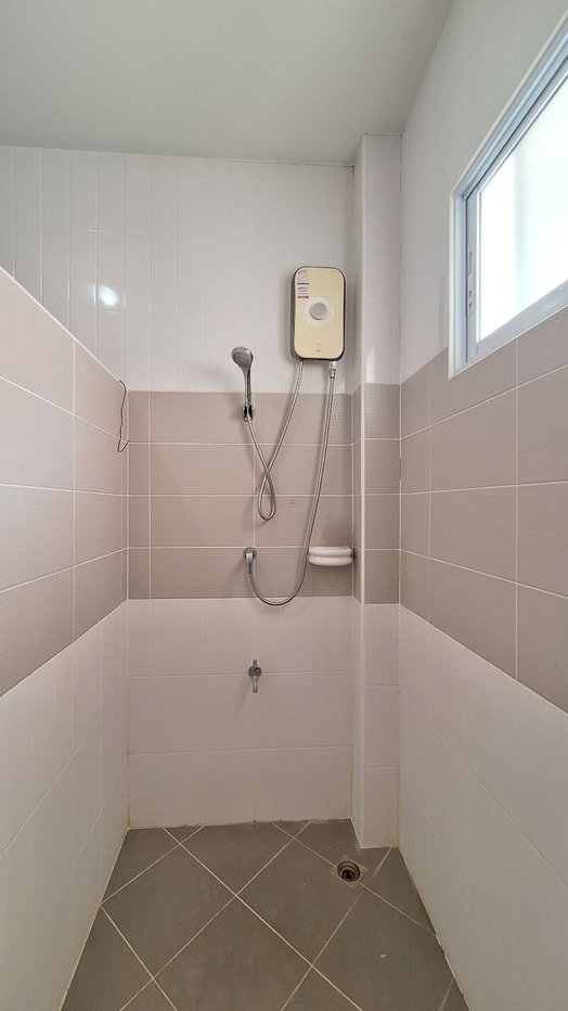 รูป 𝐅𝐨𝐫 𝐬𝐚𝐥𝐞🌳 ขายบ้านโครงการศิวาลัย วิลเลจ 4 เชียงใหม่
-สันกำแพง เนื้อที่ 69 ตร.ว.3 ห้องนอน 3 ห้องน้ำ 2 จอด ราคา 3.9 ล้านบาท พร้อมเครื่องใช้ไฟฟ้า
 - รูปที่ 26/32