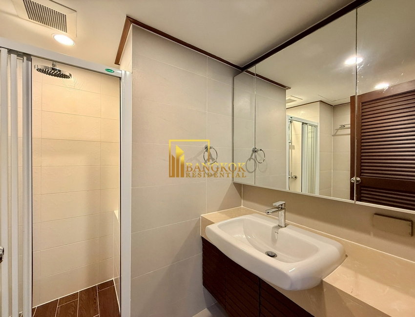 รูป Expansive 3 Bedroom Apartment For Rent in Asoke Area - BR21393AP - รูปที่ 27/41