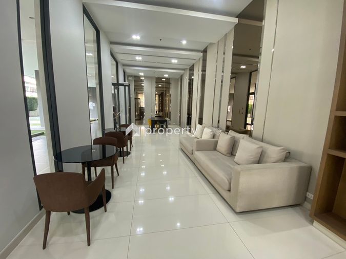 Bright Wongwian Yai