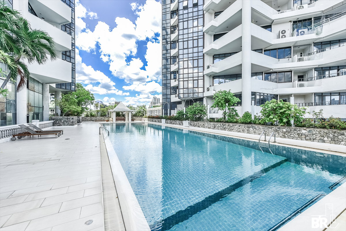 รูป  Condo for Rent 🤍 Waterford Park Thonglor Near BTS Thonglo, 2BR 124.5sqm, spacious unit includes maid service 2 times/week 🧺  - รูปที่ 2/5