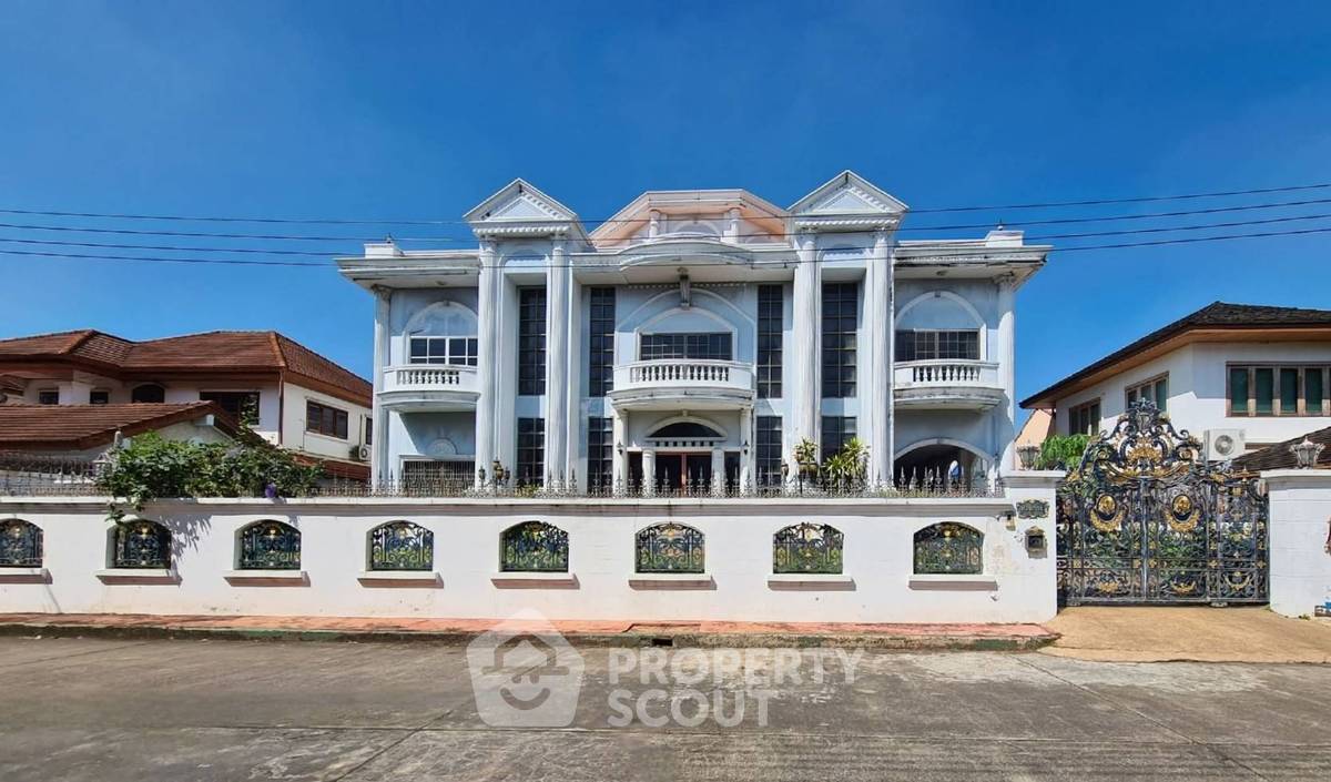 picture 7-BR House in Chan Kasem (ID 2773261) - 1/13