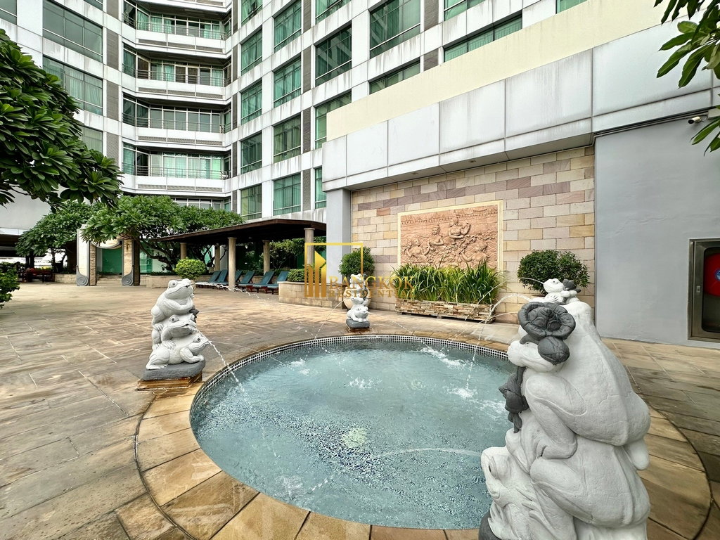 รูป Baan Sathorn Chaophraya | Spacious 2 Bedroom Riverside Condo For Rent - BR15914CD - รูปที่ 24/31