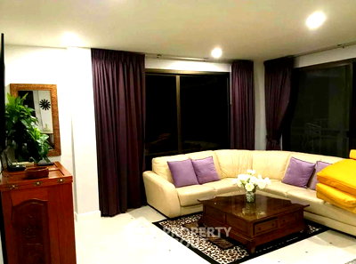 เช่าคอนโด สัตหีบ ชลบุรี : คอนโด 3-ห้องนอน ที่ ซันไรส์ บีช รีสอร์ท แอนด์ เรสซิเดนซ์ ใน นาจอมเทียน (ID 2776069)