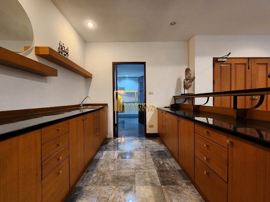 รูป Large 3 Bedroom Phrom Phong Apartment With Private Terrace - BR0961AP - รูปที่ 10/44