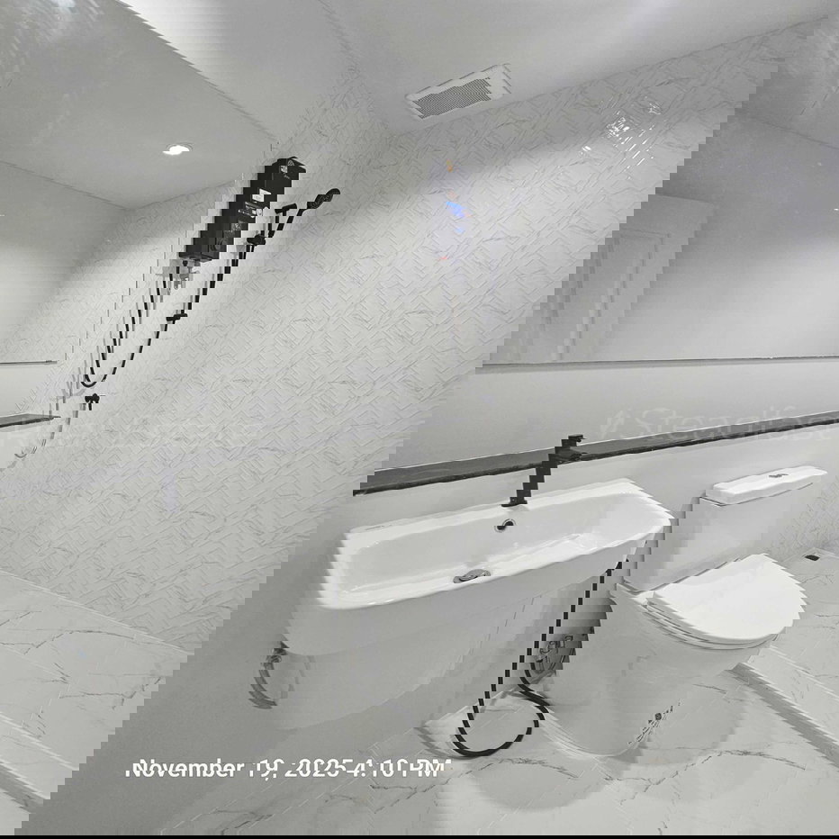 รูป ทาวน์โฮมน่าอยู่ หมู่บ้านโมดิ วิลล่า บางบัวทอง บ้านสวยรีโนเวทใหม่ทั้งหลัง 🏚️🌳 Line : @steadfastre - รูปที่ 10/10