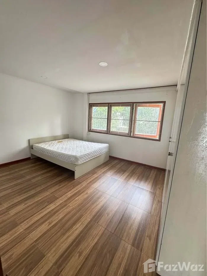 รูป ขาย บ้านเดี่ยว 5 ห้องนอน ใน สวนหลวง, กรุงเทพมหานคร 6154828 - รูปที่ 13/18