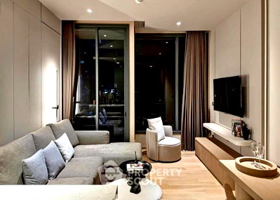 Condos for rent : 1-BR Condo The Esse Asoke, 28th Floor 45 Sqm Near MRT Sukhumvit (ID 2464999)