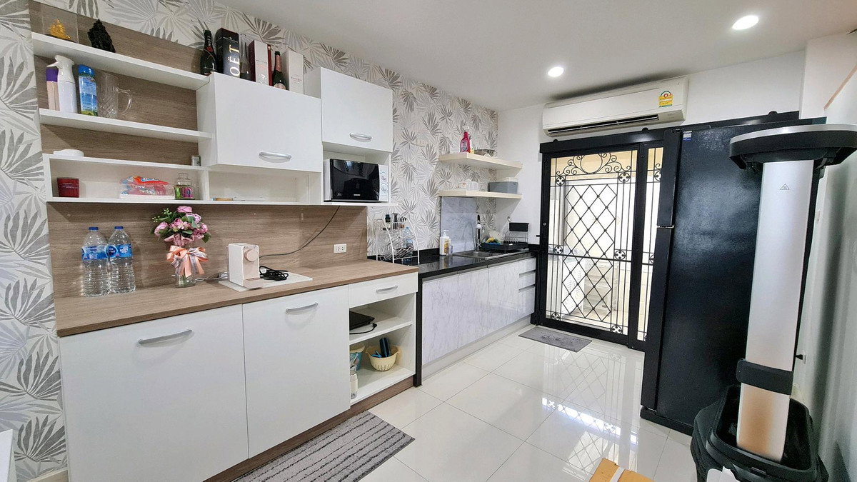 รูป #SC12722    📌  ให้เช่า | 🟦🟨ดิ เอสเตท ศรีนครินทร์ 2🟥🟩💬 𝑪𝒐𝒏𝒕𝒂𝒄𝒕 𝑳𝑰𝑵𝑬: @𝒔𝒆𝒄𝒓𝒆𝒕𝒑𝒓𝒐𝒑𝒆𝒓𝒕𝒚 🔥✨ - รูปที่ 6/17