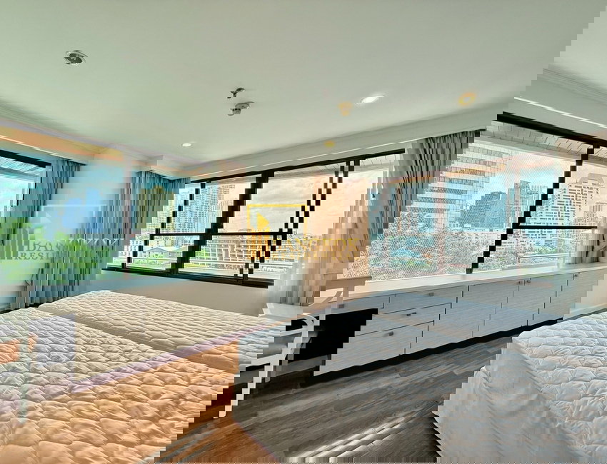 รูป Expansive 3 Bedroom Apartment For Rent in Asoke Area - BR21393AP - รูปที่ 21/41