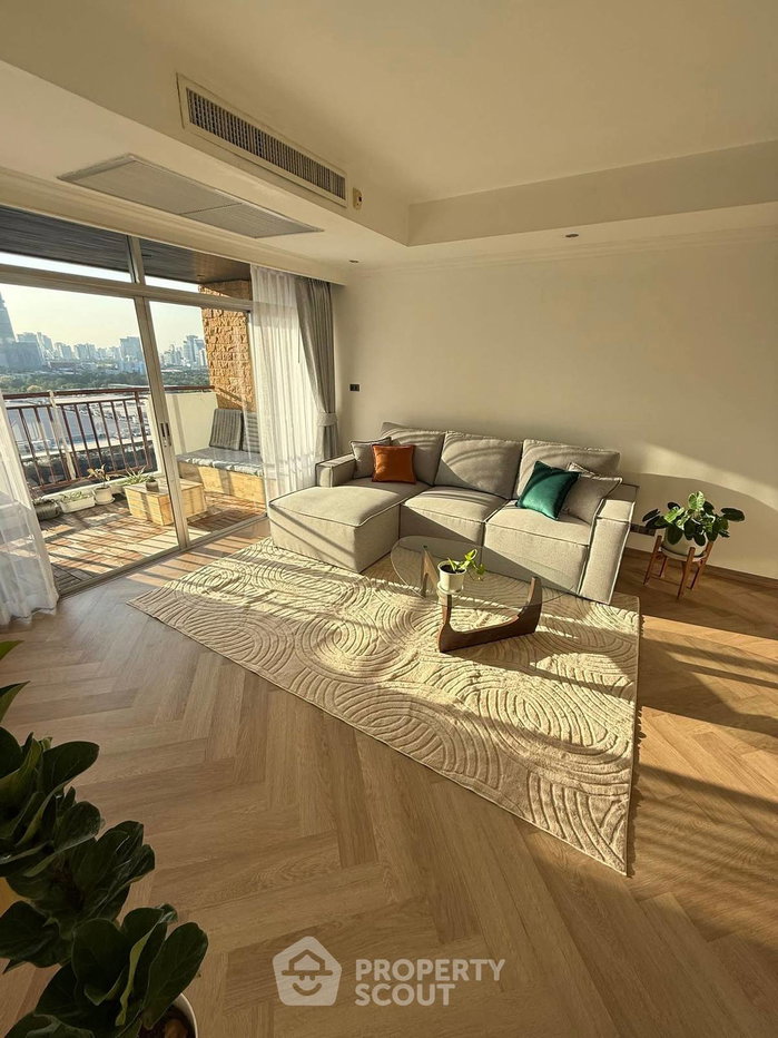 รูป คอนโด 2-ห้องนอน ที่ มอนเทอเรย์ เพลส สุขุมวิท 16 ใกล้ MRT ศูนย์การประชุมแห่งชาติสิริกิติ์ (ID 2773549) - รูปที่ 6/10