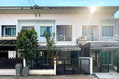 ทาวน์โฮม นนทบุรี : พลีโน่ พระราม 5-ปิ่นเกล้า (ซอยวัดชลอ) ใกล้ถนนนครอินทร์