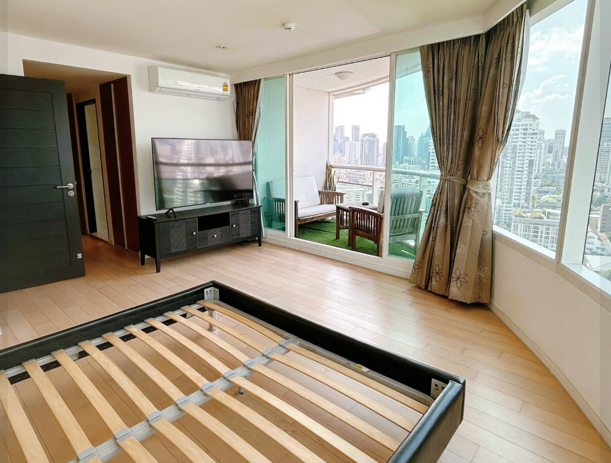picture The Eight Thonglor. 3bed 140sqm. Line id: @pfagent - 9/18