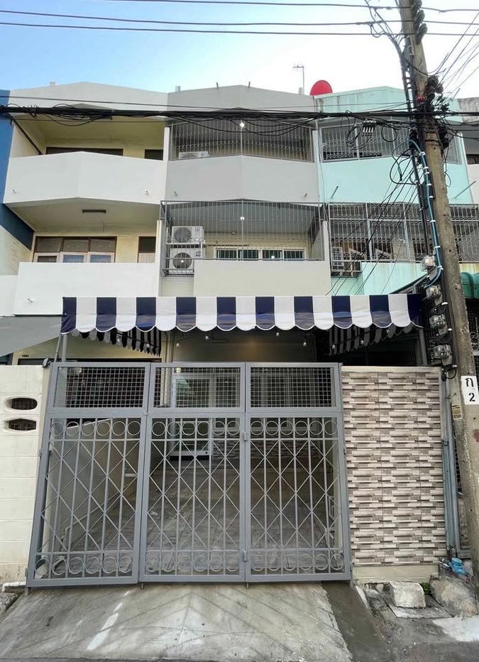 รูป รีโนเวทใหม่ให้เช่า ทำเลสุขุมวิท 93 เดินถึง BTS แค่ 150 เมตร - รูปที่ 35/36