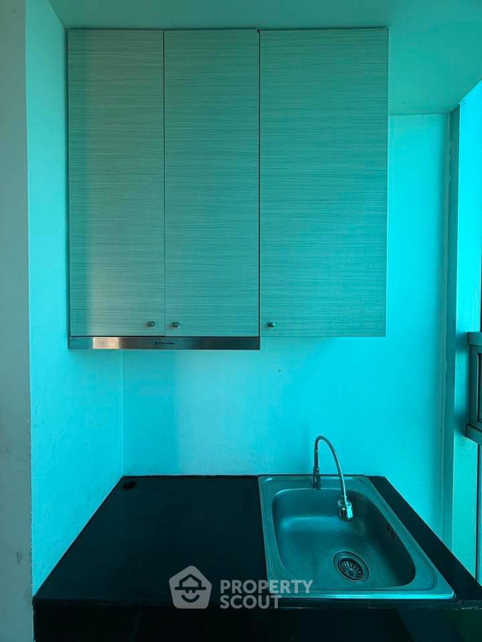 รูป คอนโด 2-ห้องนอน ที่ เดอะ คัลเลอร์ลี่ วิวิด คอนโดมิเนียม ใกล้ MRT ห้วยขวาง (ID 2775706) - รูปที่ 11/27