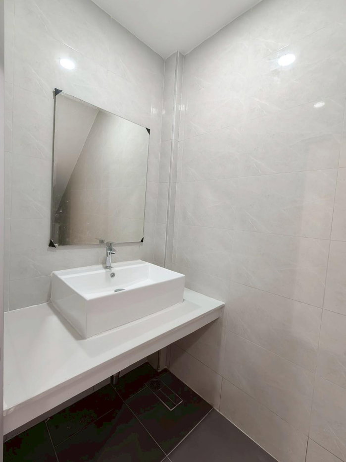 รูป R106 🏠 ขายทาวน์โฮม 2 ชั้น | หมู่บ้านปรีชา 11 มีนบุรี  ทำเลเข้า–ออกสะดวก  ทำเลเข้า–ออกสะดวก เพียง 2.19 ลบ. - รูปที่ 9/21