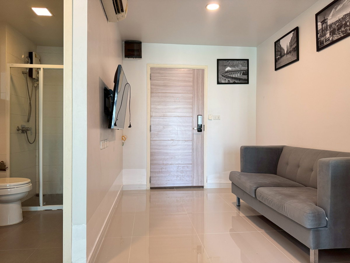 picture For Rent: Pause Condo, Bearing Soi 1 - 2/15