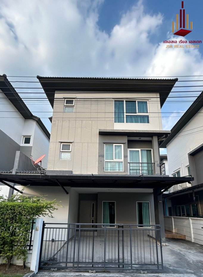 picture ✨ For Sale: Baan Klang Muang Suanluang ✨   💰 Only 7,600,000 THB - 1/10