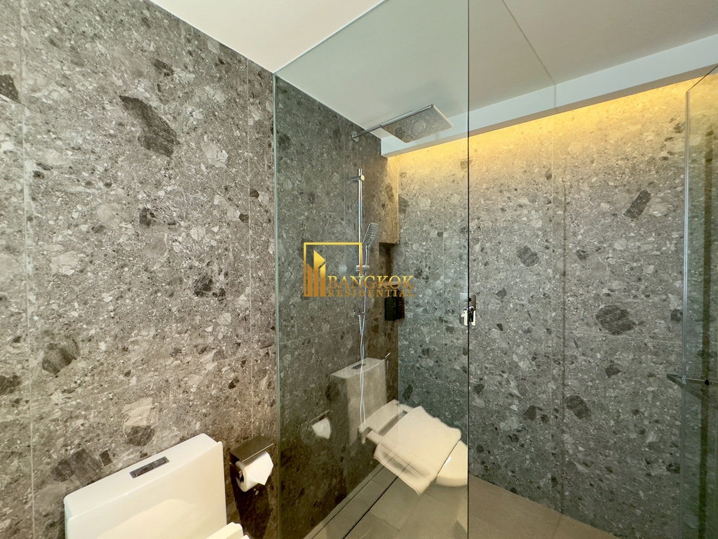 รูป Luxurious 3 Bedroom Serviced Apartment in Asoke Area - BR30094SA - รูปที่ 23/28