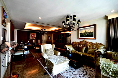 ขายคอนโด : คอนโดสาทรกาเด้นท์ 3 ห้องนอน 5 ห้องน้ำ 