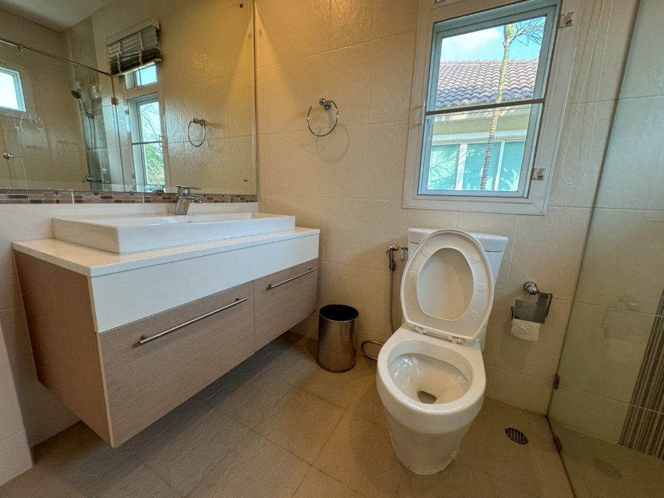 รูป  ให้เช่า หมู่บ้านแกรนด์บางกอก บูเลอวาร์ด รัชดา-รามอินทรา 2 มีเฟอร์นิเจอร์ เครื่องใช้ไฟฟ้าครบ ใกล้ แฟชั่นไอส์แลนด์, เดอะพรอมานาด- - รูปที่ 8/16