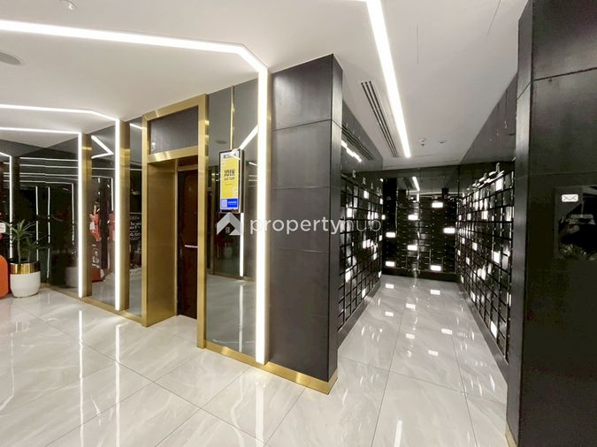 Knightsbridge Space Rama 9