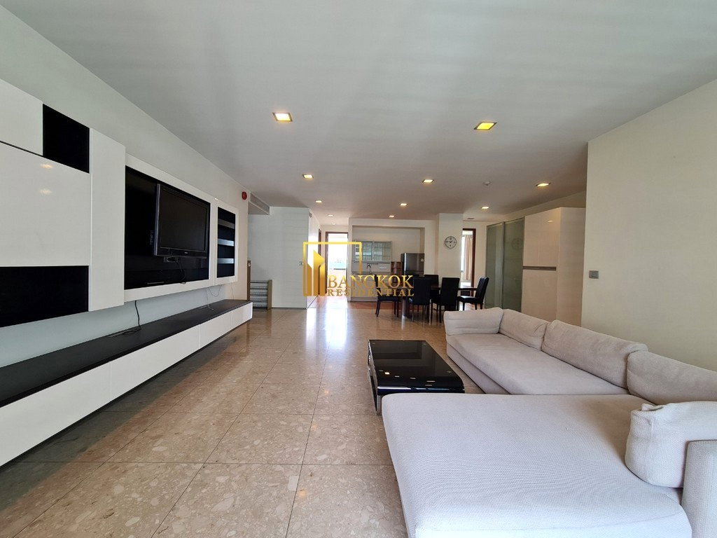 picture Ficus Lane | Impressive 3 Bedroom Condo in Phra Khanong - BR15945CD - 2/36