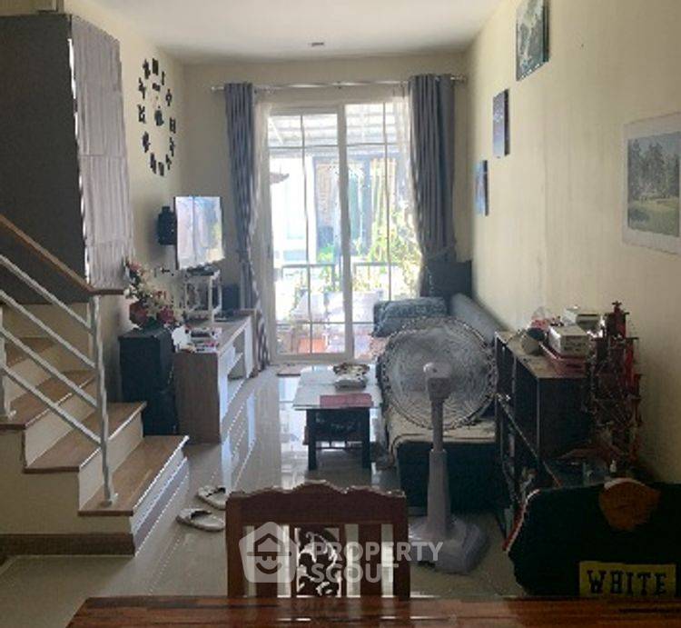 รูป ทาวน์เฮ้าส์ 3-ห้องนอน ใน ดอกไม้ (ID 2775518) - รูปที่ 2/15