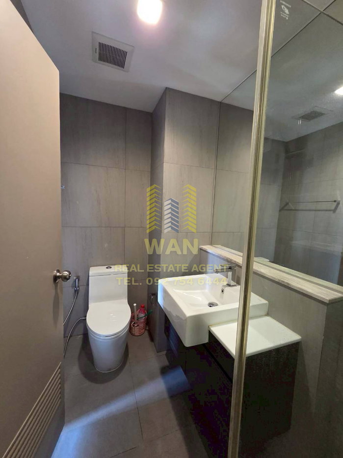 picture POLITAN RIVE RIVERSIDE CONDO FOR RENT - 5/13