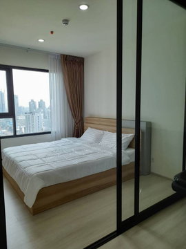 P-48824 Stunning City View! Life Asoke 1 Bed Near MRT Phetchaburi 18,000 THB | Line Id: @easythaihome | 085-592-2897