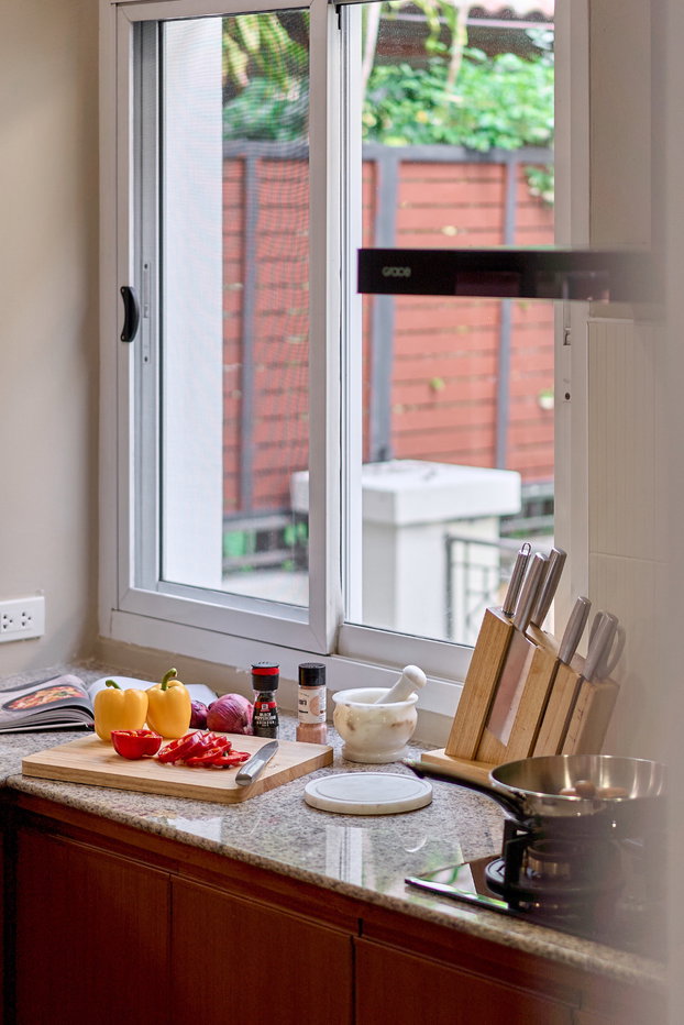 รูป ใจกลางโซนโรงเรียนนานาชาติ บ้าน Tropical Style หลังใหญ่ 231 ตร.ม. | กุลพันธ์วิลล์ 10 ใกล้ Unity / ACIS / Varee - รูปที่ 14/36