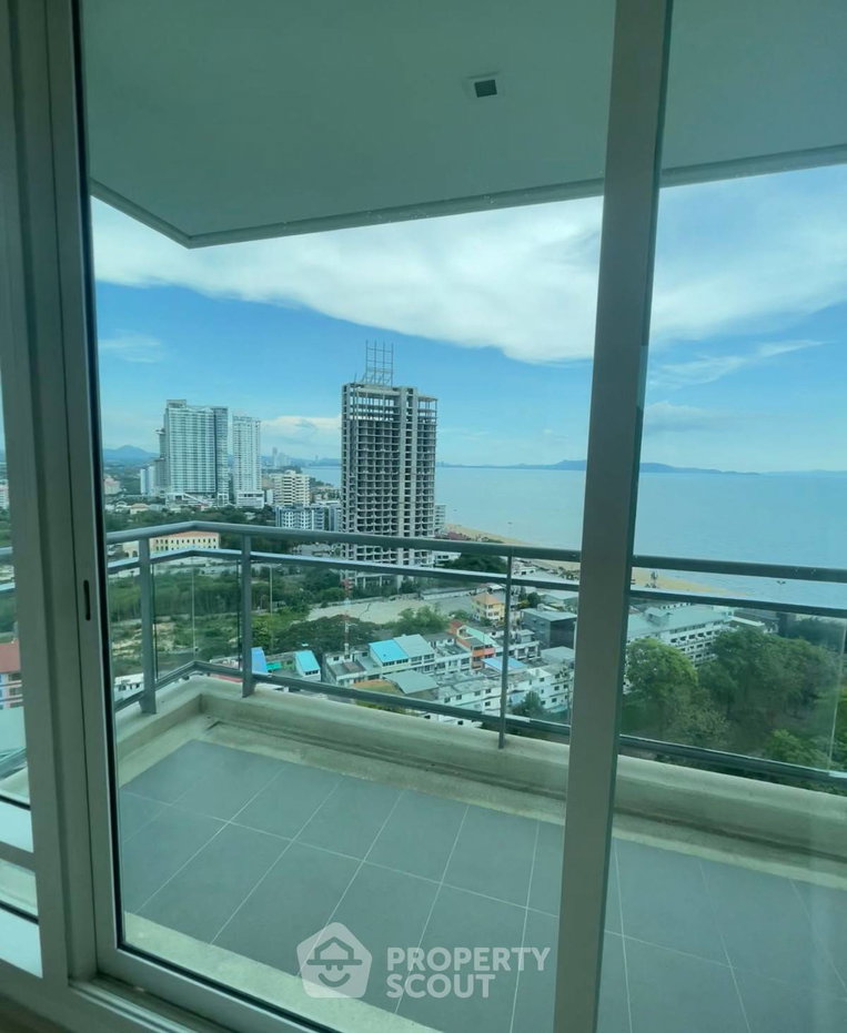 รูป คอนโด 2 ห้องนอน 113 ตร.ม. ชั้น 17 เฟอร์นิเจอร์ครบ พร้อมเลี้ยงสัตว์ Reflection Jomtien Beach Pattaya (ID 2096016) - รูปที่ 5/6