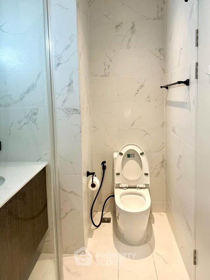 รูป คอนโด 1-ห้องนอน ที่ อยู่เจริญ เรสซิเด้นท์ ทาวน์ อิน ทาวน์ ใน พลับพลา (ID 2215556) - รูปที่ 6/7