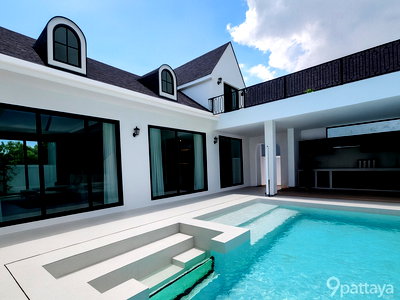 Houses for sale Chonburi : Luxury English-Style Homes with Guaranteed 7% Annual Returns Ready for Investment