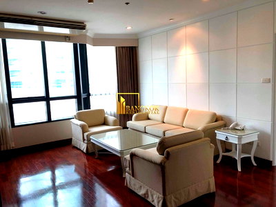 คอนโดให้เช่า : President Place | Spacious 2 Bedroom Condo For Rent in Chit Lom - BR9990CD