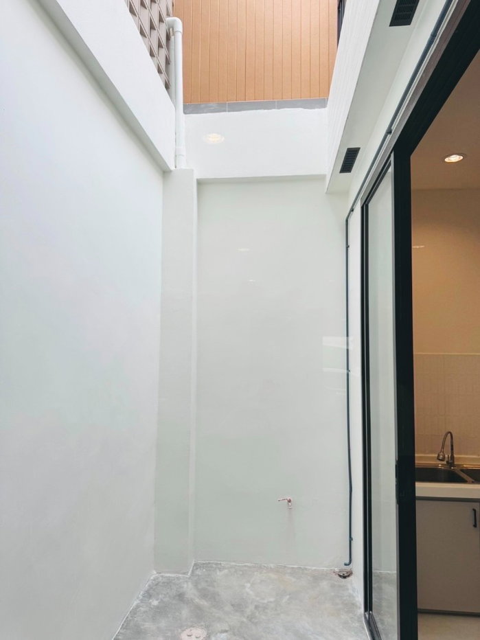 รูป 🏠💫 ปล่อยเช่าทาวน์โฮม 3 ชั้น รีโนเวทใหม่ ครัวจัดเต็ม ทำเลเลียบด่วน–เอกมัย 💫🏠 - รูปที่ 16/20