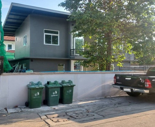 รูป ให้เช่าโฮมออฟฟิศ 2 ชั้น Renovate ใหม่ / กำลังจะเสร็จ / ทำเลซอย ปรีดีพนมยงค์ 26 เขตวัฒนา ใกล้เอ็มควอเทียร์ / เป็น Home Office จดบริษัทได้ - รูปที่ 2/7