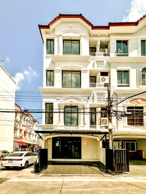 Home office for sale Bangkok : R103 📣 4-story home office in Baan Klang Muang Rama 9 - Ladprao, near Ladprao 71. Only 7.79 million baht.