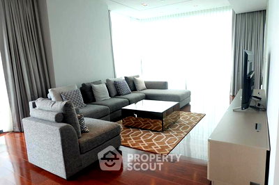 Condos for rent Sukumvit 39 : 3-BR Condo at Marque Sukhumvit near BTS Phrom Phong (ID 453113)