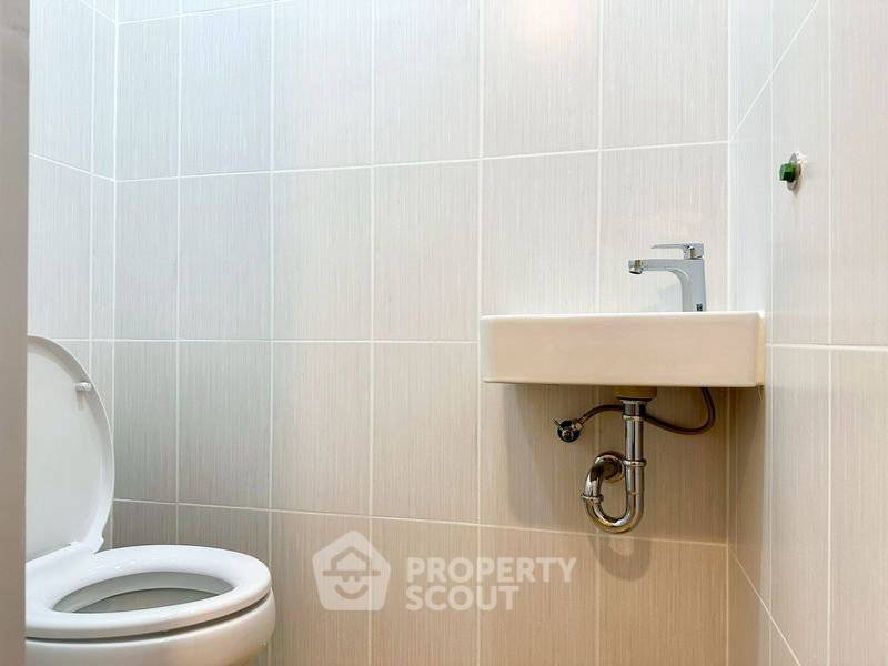 รูป คอนโด 3-ห้องนอน ที่ แกรนด์ หลังสวน คอนโดมิเนียม ใกล้ BTS ราชดำริ (ID 2772884) - รูปที่ 11/20