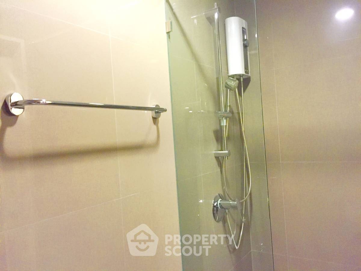 รูป คอนโด 1-ห้องนอน ที่ เดอะ เครส สุขุมวิท 24 ใกล้ BTS พร้อมพงษ์ (ID 2638790) - รูปที่ 12/13